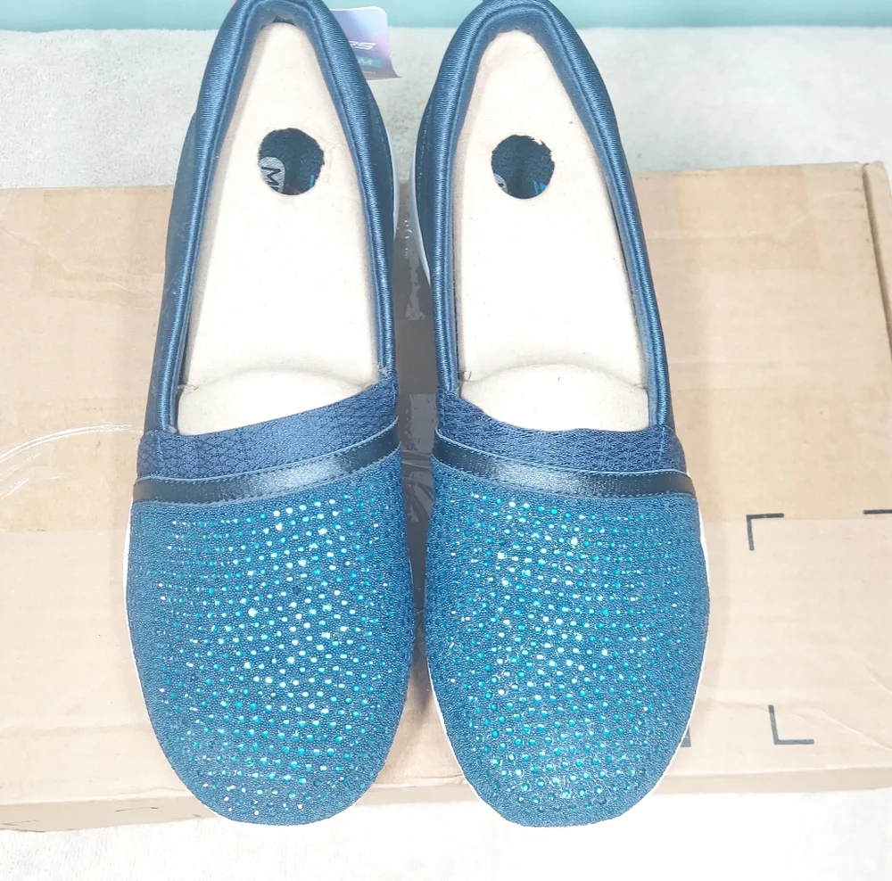 Skechers On The Go Navy Slip-On Memory Foam Women's Walking Shoe Size 5.5 NWT - Picture 6 of 10